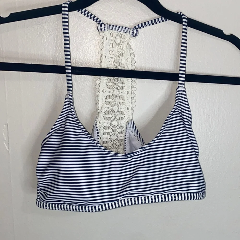 🌵Two piece blue and white striped with crochet design with black lining! - Picture 2 of 8